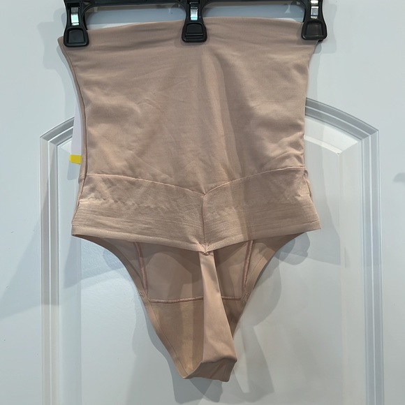 NWT! Slimshaper by Miracle Brands extra firm control hi waist thong - Picture 3 of 4